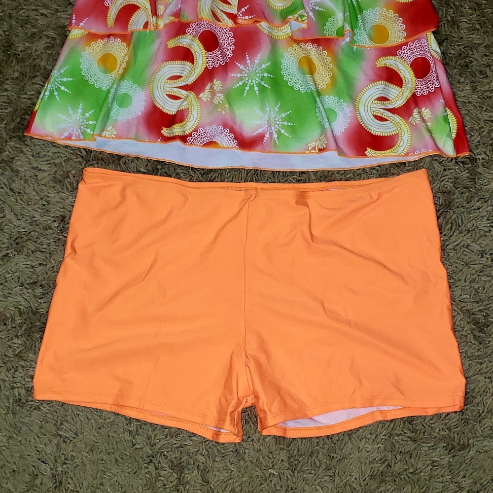 *Plus Size* Layered Tankini bathingsuits/swimsuits - Picture 3 of 8